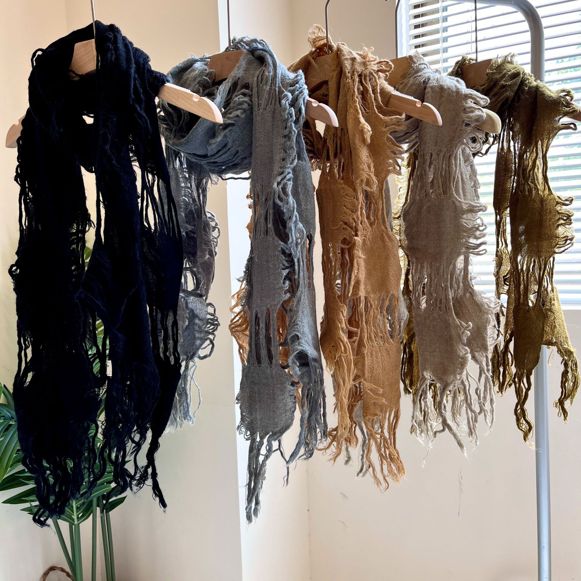 2025 New Fashion Ripped Hole T – Wool Scarf Men recenzja i cena